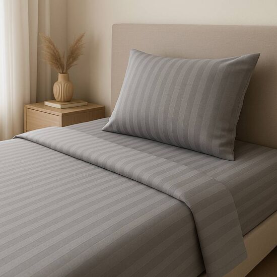 photo_5447332568438534964_y